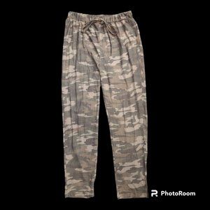 SHEIN Camo Joggers comfy pants Size M